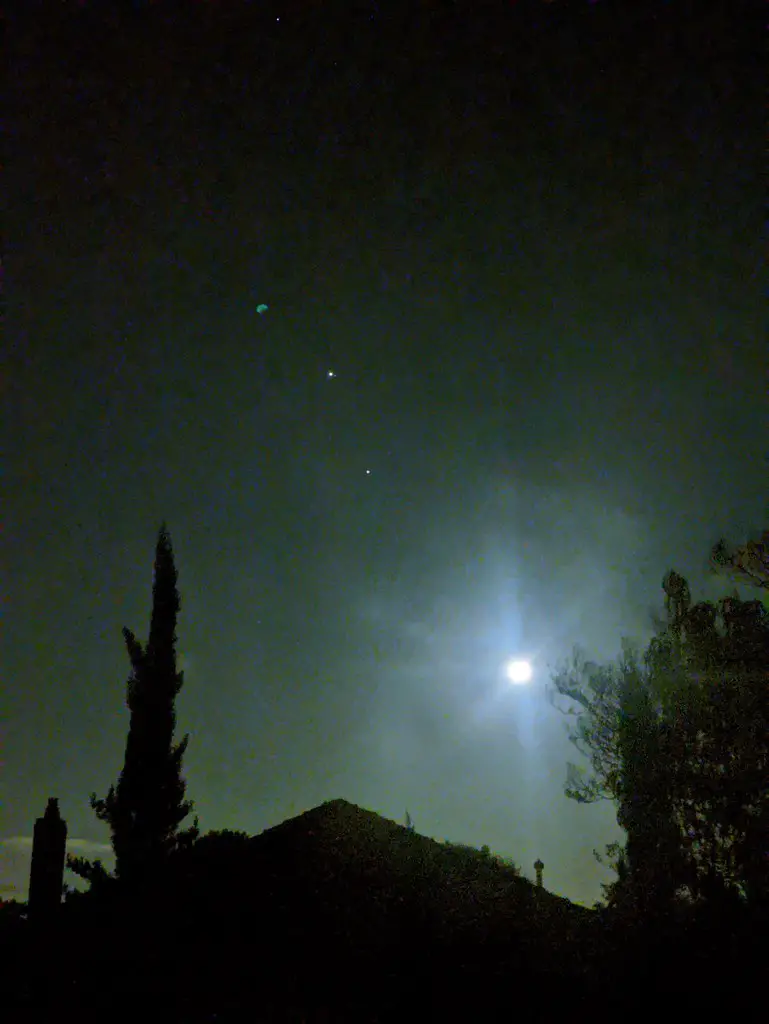 Jupiter, Saturn, moon - Google Camera Night Sight Astrophotography mode